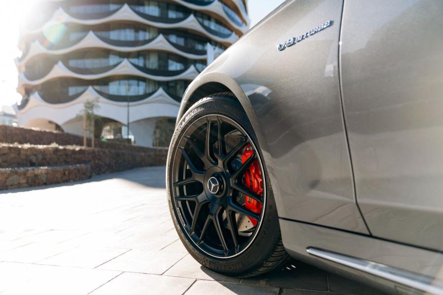 Детали экстерьера Mercedes-AMG S63 4Matic+ Lang (V222) 2017 года  (AU) (фото 29 из 40)